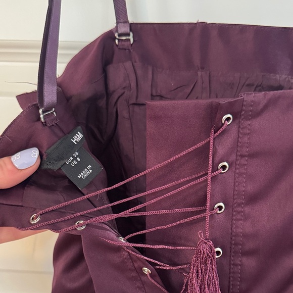 Burgundy Corset Top - Picture 3 of 3